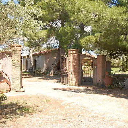 Relais Casale Il Poggetto - Olivo 2 By Zoom In Earth Cecina (Livorno)